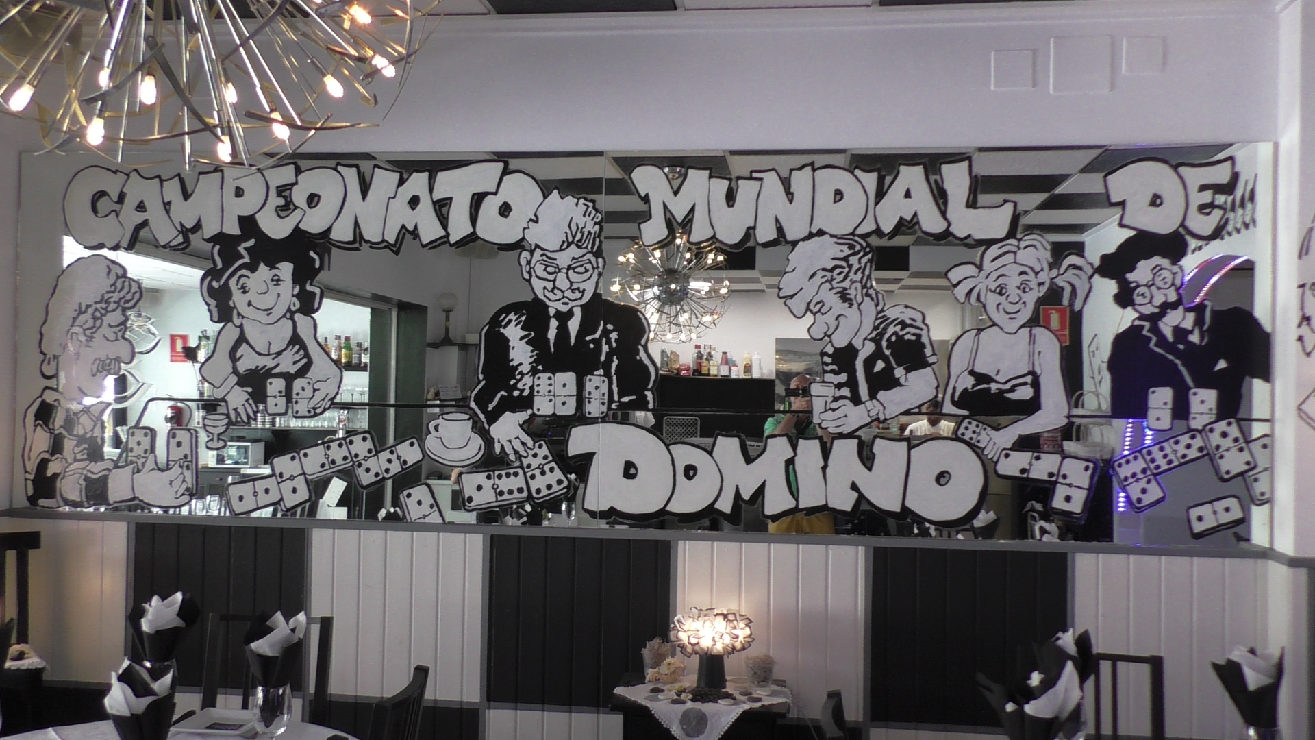 Domino Cafe & Restaurante Albir