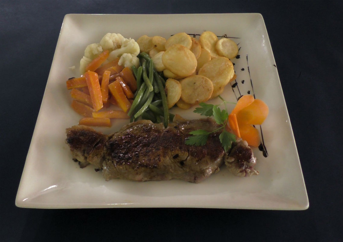 Domino Cafe & Restaurante Albir - Meat Specialities